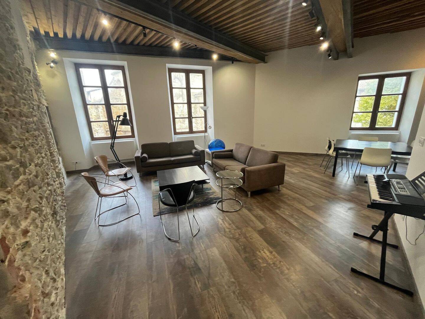 Appartement 5 pièces 100 m² · à Vienne · 100,2 m² · 1 335 €