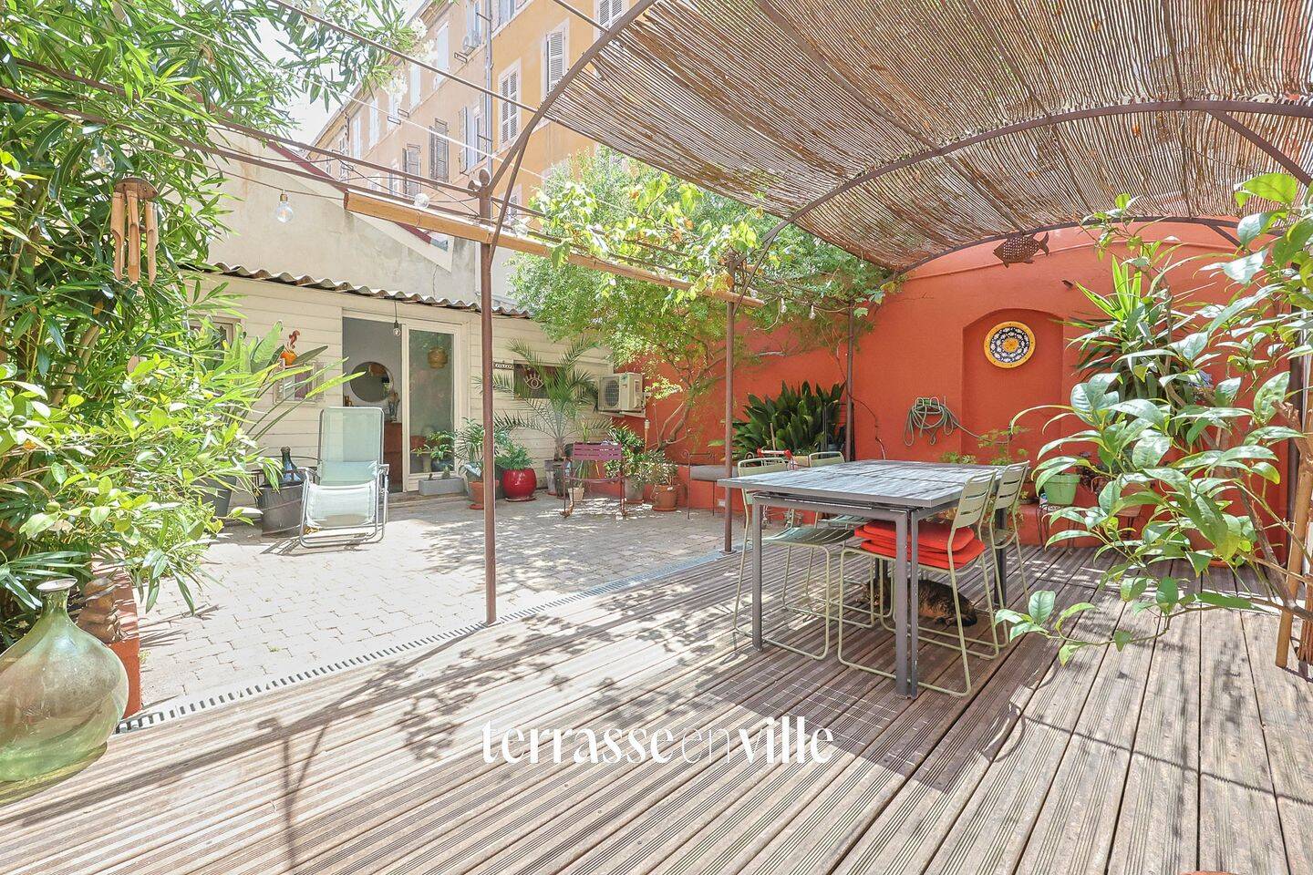 Appartement 4 pièces 111 m² · à Marseille 6ème Arrondissement · 110,5 m² · 530 000 €