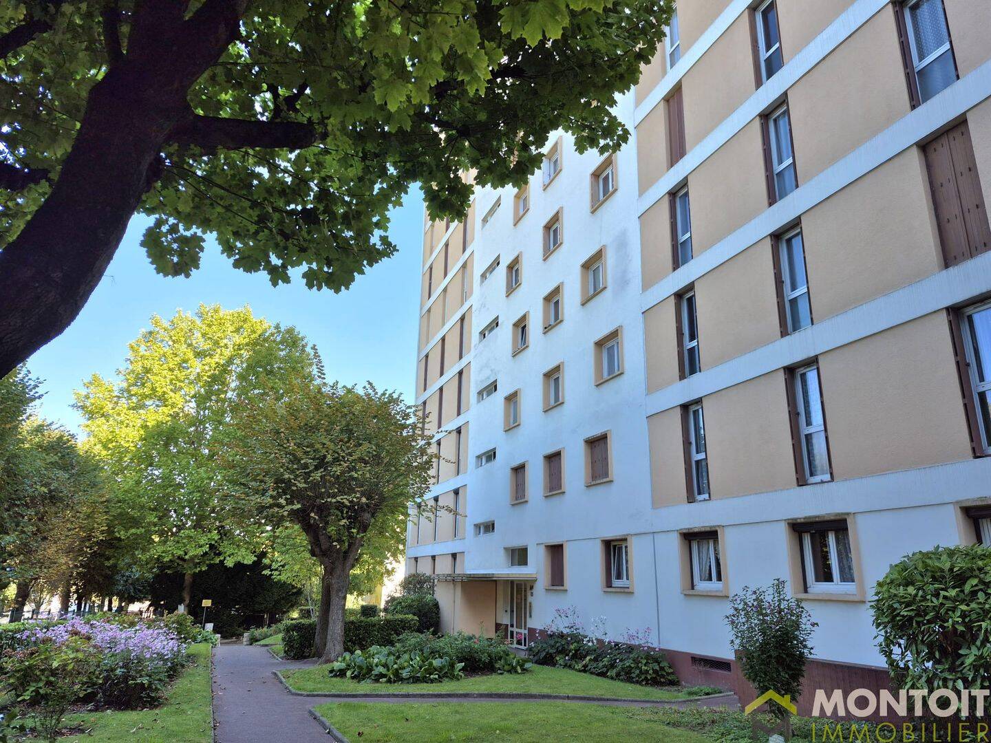 Appartement 4 pièces 64 m² · à Thiais · 64 m² · 200 000 €