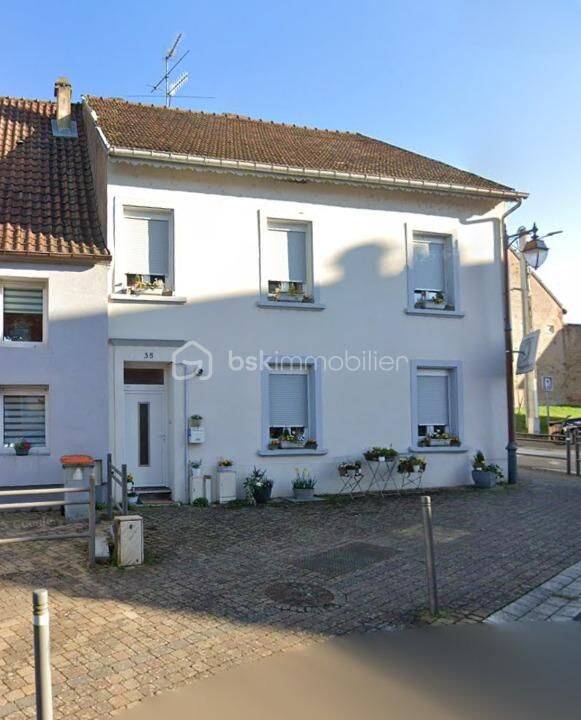 Maison 5 pièces 106 m² · à Rémelfing · 106 m² · 130 000 €