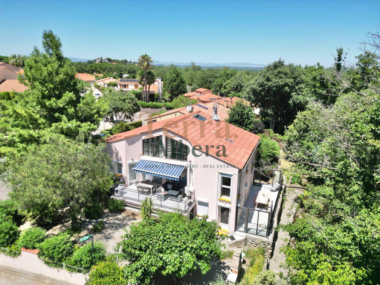 Maison 5 pièces 150 m² · à Laroque-des-Albères · 150 m² · 470 000 €