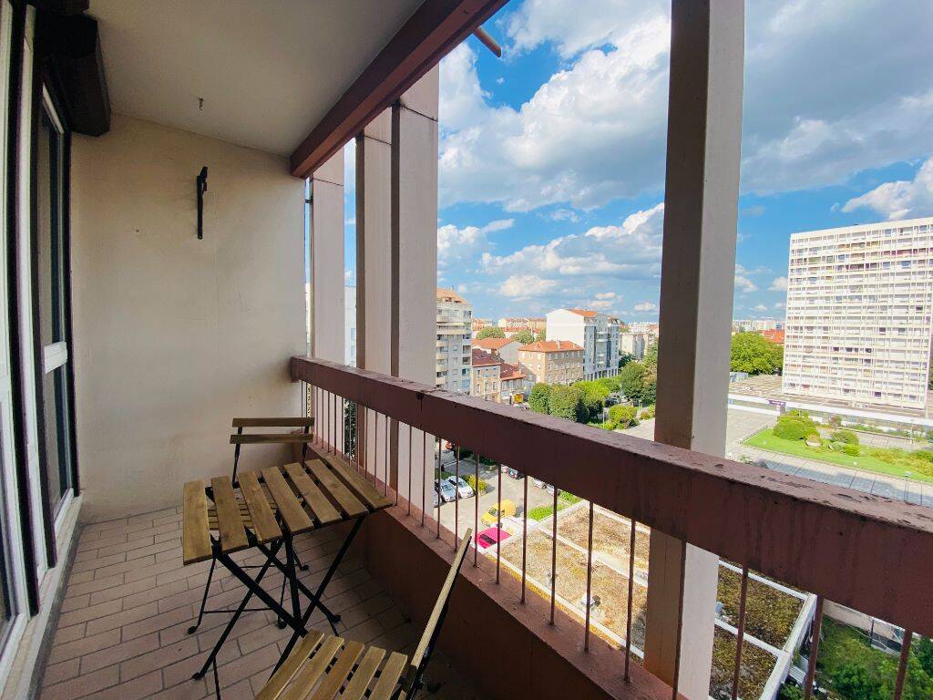 4 pièces 61 m² · à Villeurbanne · 61 m² · 500 €/mois