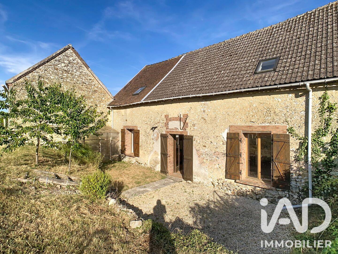 Maison 5 pièces 253 m² · à Broyes · 253 m² · 168 500 €