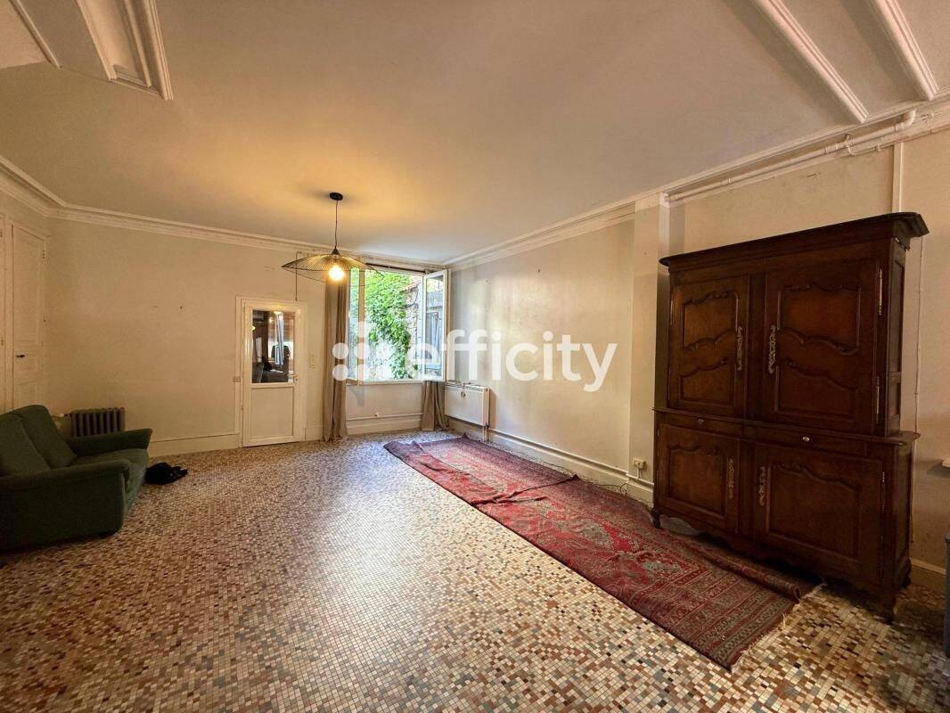 Maison 5 pièces 85 m² · à Sainte-Maure-de-Touraine · 85 m² · 158 000 €