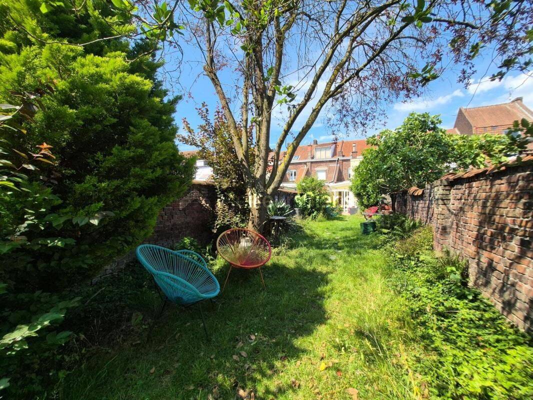 Maison 8 pièces 133 m² · à Tourcoing · 132,7 m² · 200 000 €