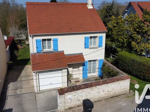 Maison à vendre 319 000 € 4 pièces 3 chambres 100 m² 805 m² de terrain Guérard 77580