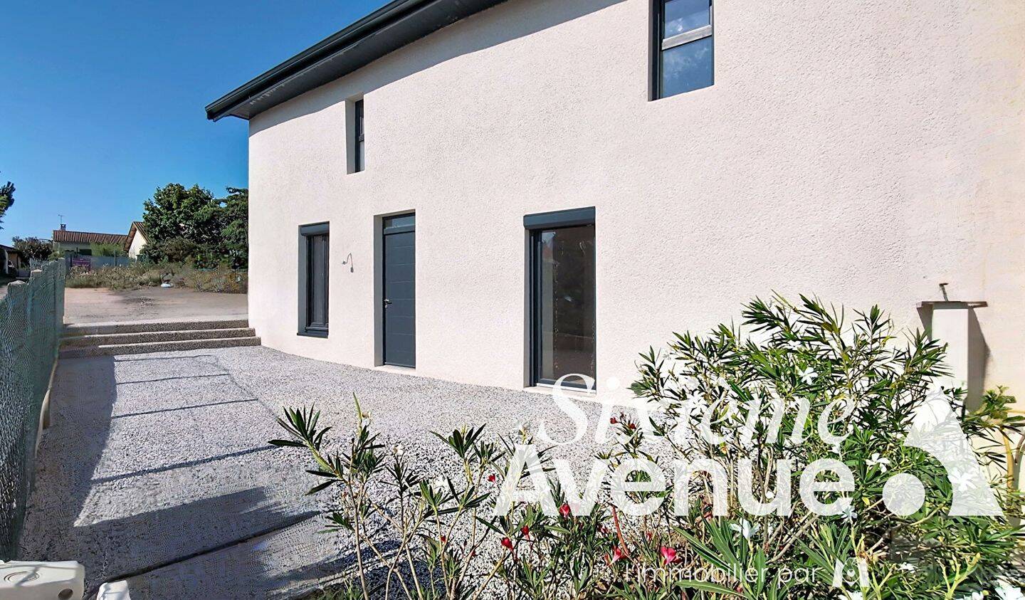 Maison 5 pièces 118 m² · à Saint-Laurent-de-Mure · 118 m² · 349 000 €