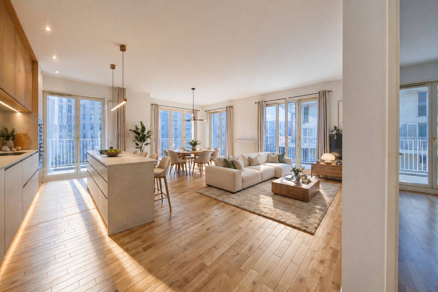 Appartement 5 pièces 99 m² · à Lyon 8ème Arrondissement · 98,8 m² · 439 000 €