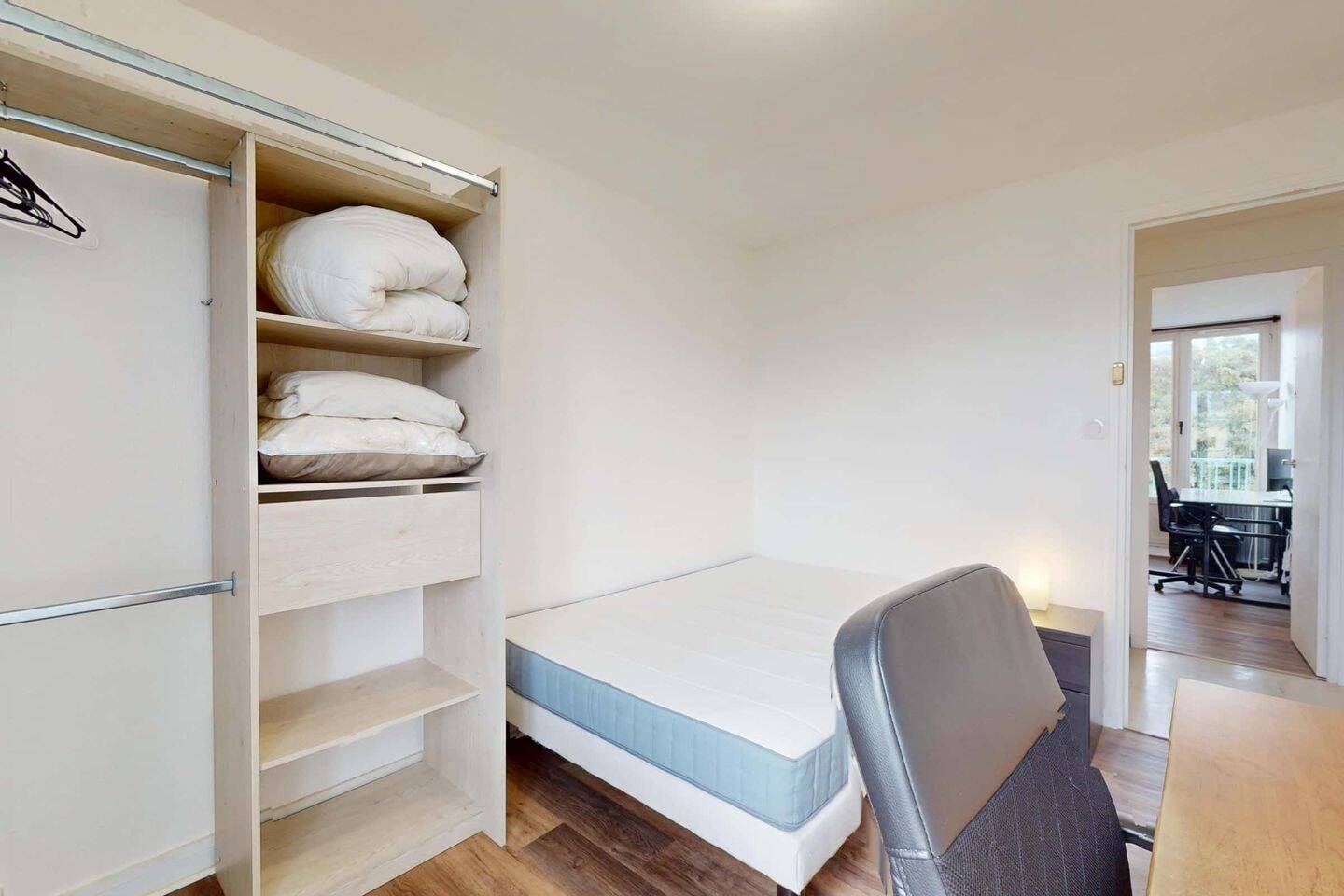 Appartement 1 pièce 15 m² · à Vaulx-en-Velin · 15 m² · 430 €