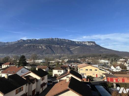 Duplex à vendre 249 000 € 4 pièces 3 chambres 90 m² 2ème étage Pontcharra 38530