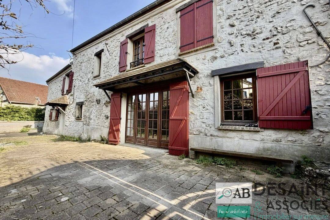 Maison 7 pièces 167 m² · à Villiers-sur-Morin · 167 m² · 329 000 €