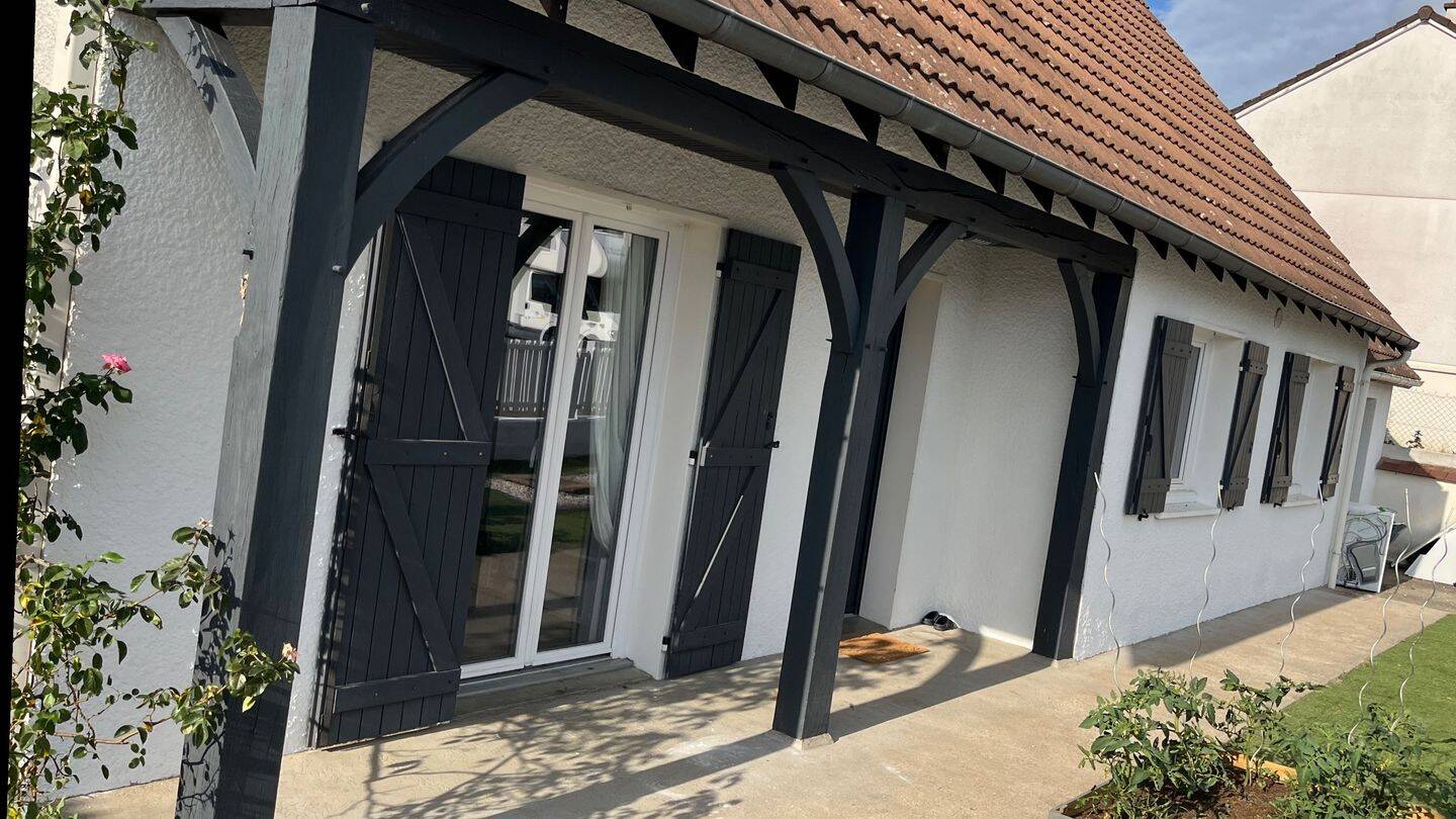 Maison 6 pièces 130 m² · à Gennetines · 130 m² · 240 000 €