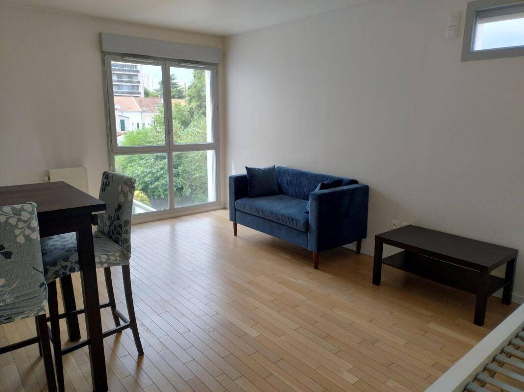 Appartement 1 pièce 36 m² · à Noisy-le-Sec · 36 m² · 928 €