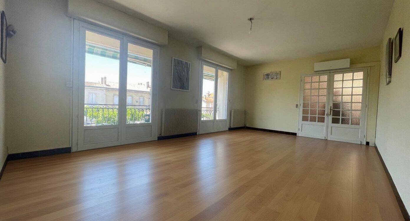 Appartement 3 pièces 95 m² · à Branne · 95 m² · 800 €/mois