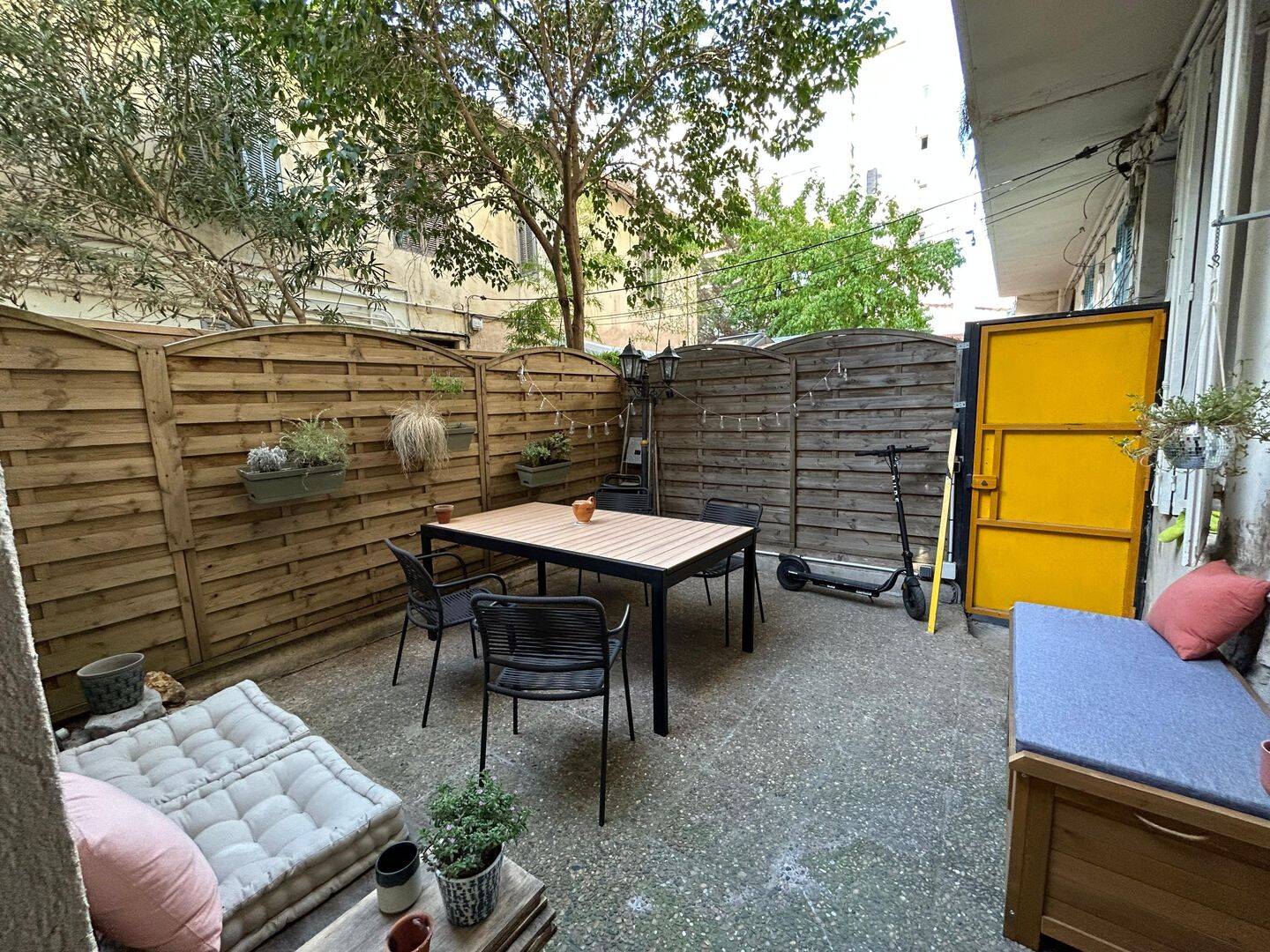 Appartement 2 pièces 41 m² · à Marseille 6ème Arrondissement · 41 m² · 229 000 €