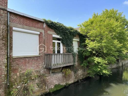 Local commercial à vendre 158 500 € 220 m² de surface de vente Brionne 27800