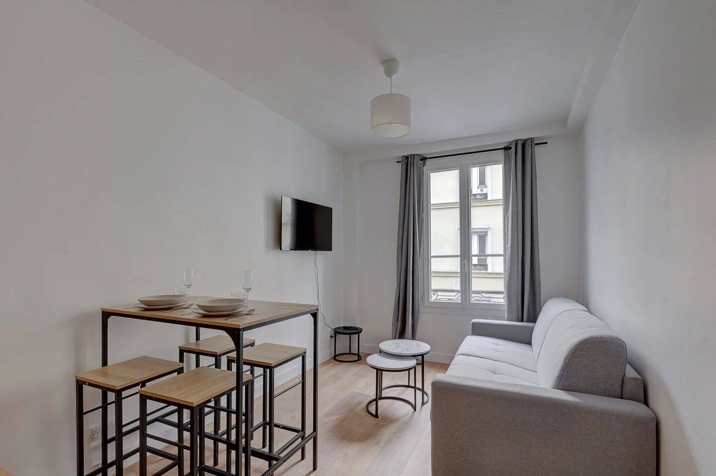 Appartement 2 pièces 24 m² · à Paris 17ème Arrondissement · 24 m² · 1 650 €