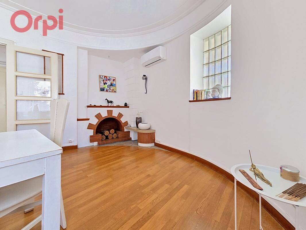 Appartement 4 pièces 107 m² · à Vichy · 107,3 m² · 238 500 €