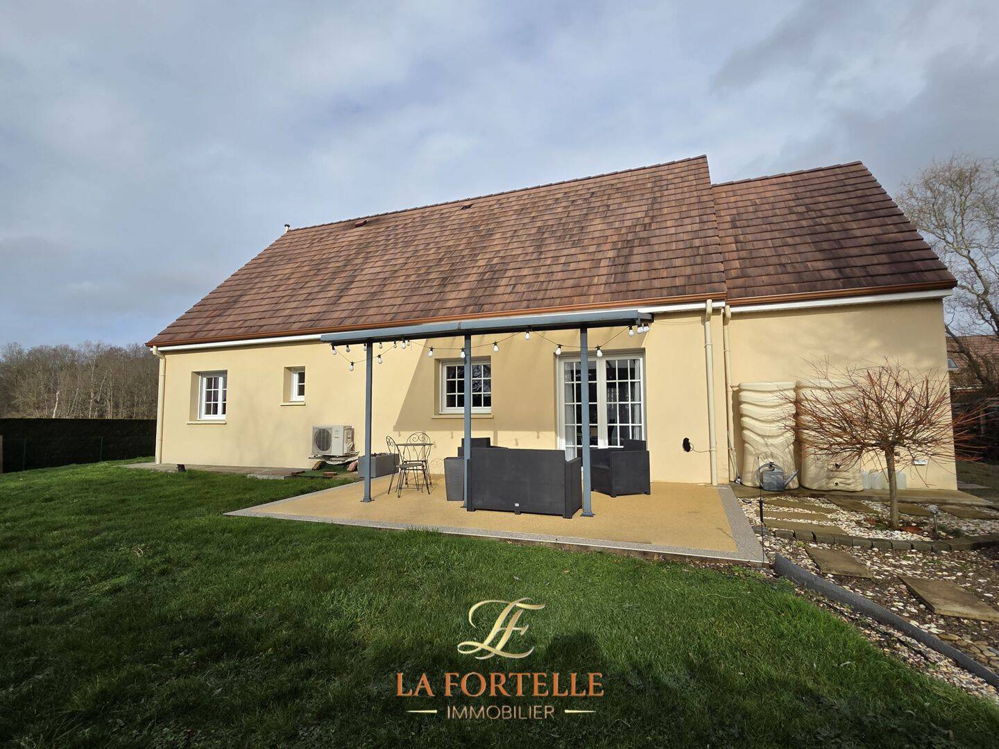 Maison 4 pièces 93 m² · à Ivry-la-Bataille · 93 m² · 299 000 €