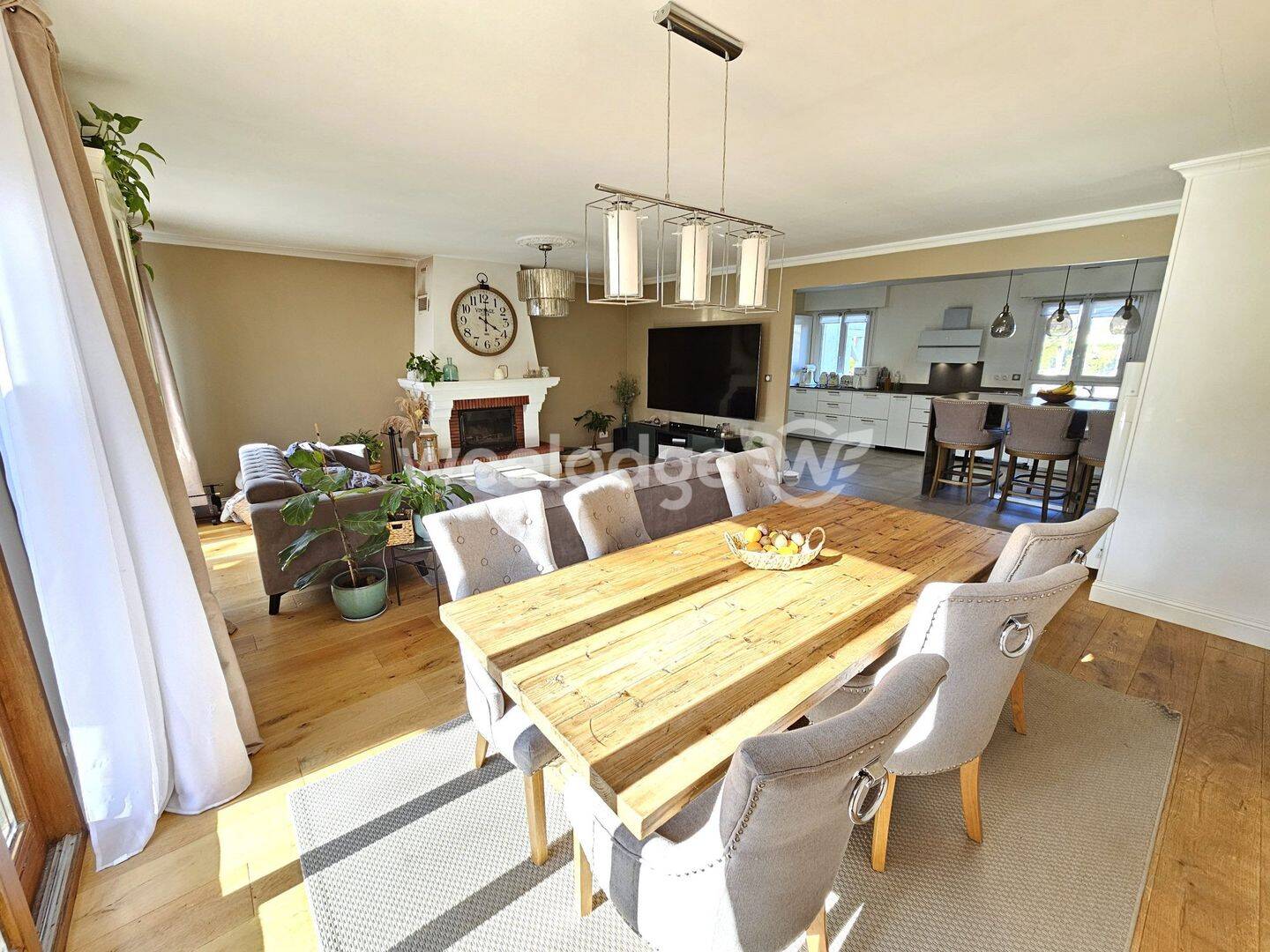 Maison 9 pièces 220 m² · à Éragny-sur-Oise · 220 m² · 519 000 €