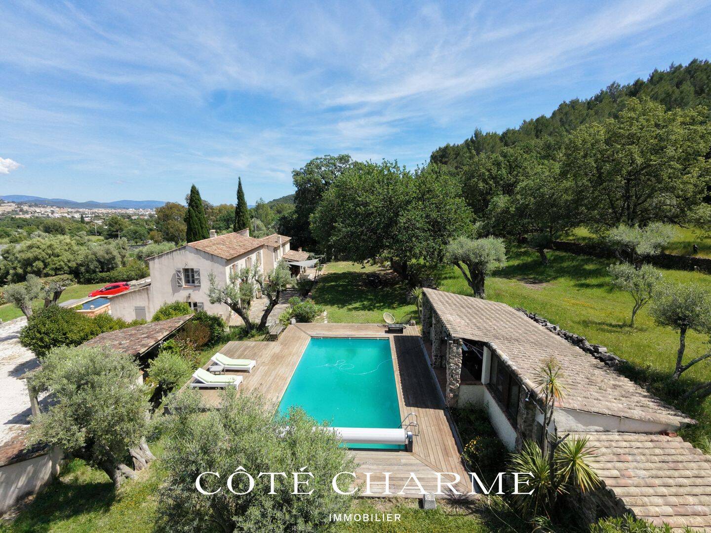 Maison 7 pièces 210 m² · à Hyères · 210 m² · 1 999 900 €