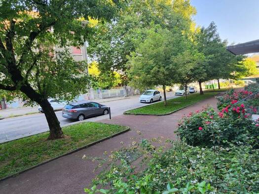 Appartement à vendre 149 000 € 5 pièces 4 chambres 87,3 m² RDC/9 Abry Grenoble 38100