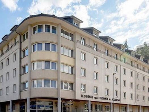 Appartement à vendre 60 701 € 1 pièce 17 m² 2ème étage Chambéry 73000