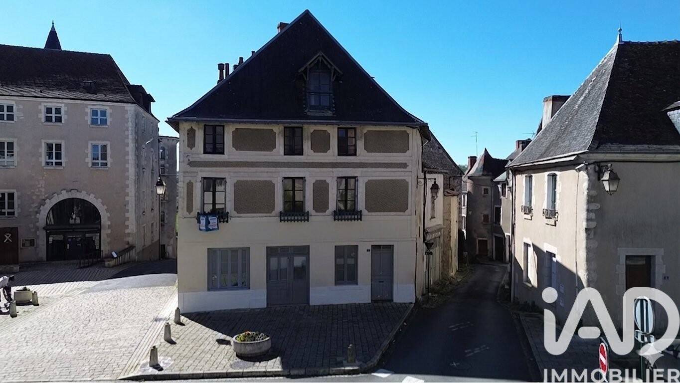 Maison 5 pièces 111 m² · à Saint-Gaultier · 111 m² · 58 000 €
