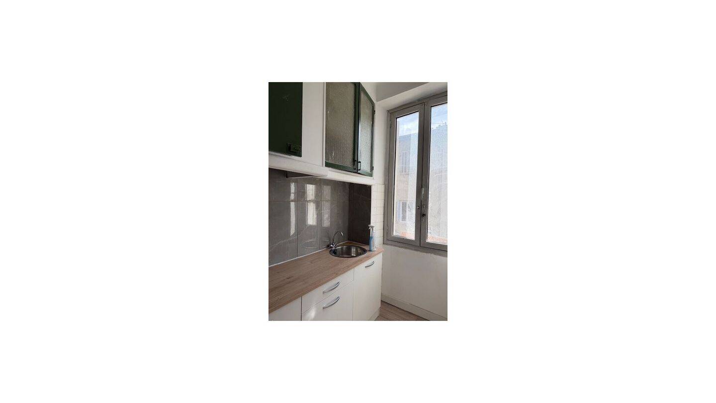 Appartement 2 pièces 38 m² · à Marseille 3ème Arrondissement · 38 m² · 720 €/mois
