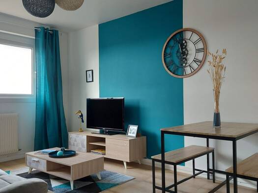 Appartement à louer 390 € 5 pièces 4 chambres 80 m² Étage 1/4 Hauts Quartiers-Clos Coutard Saumur 49400