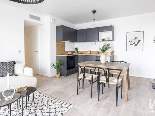 Appartement à vendre - neuf 79 900 € 1 pièce 18 m² RDC Centre Ville Dreux 28100