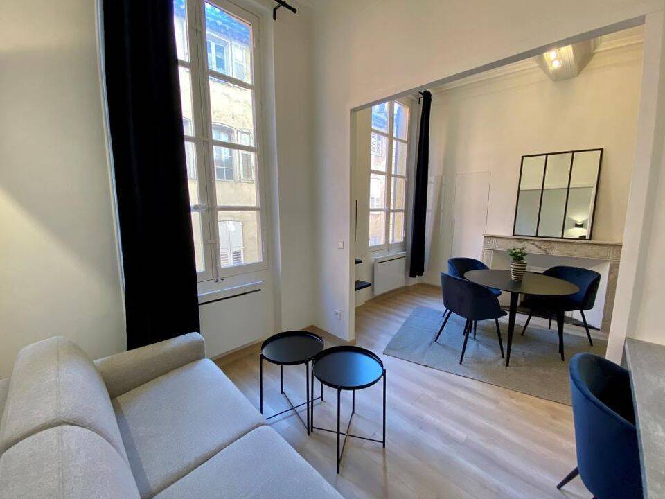 Appartement 1 pièce 30 m² · à Grasse · 30 m² · 670 €/mois