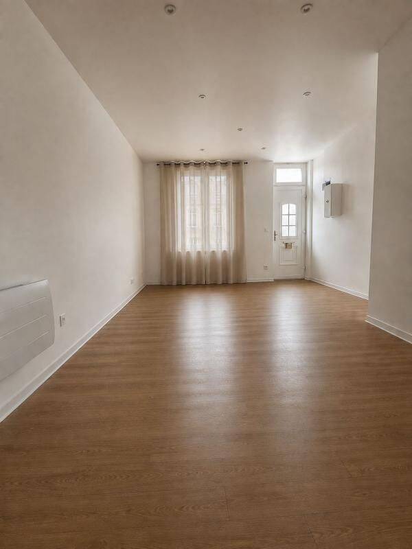Maison 3 pièces 70 m² · à Saint-Quentin · 70 m² · 650 €