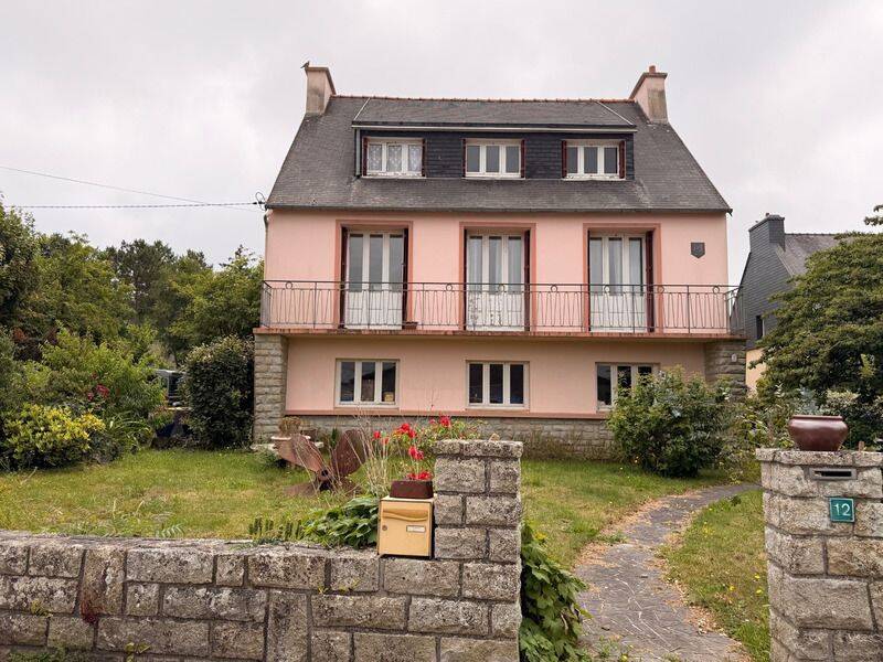 Maison 8 pièces 154 m² · à Telgruc-sur-Mer · 154 m² · 229 000 €
