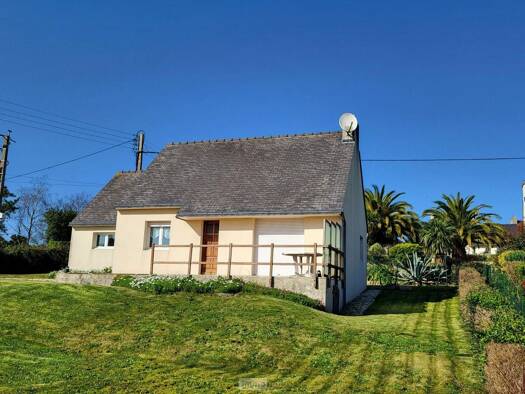 Maison à vendre 338 750 € 2 pièces 1 chambre 59 m² 884 m² de terrain Roscoff 29680