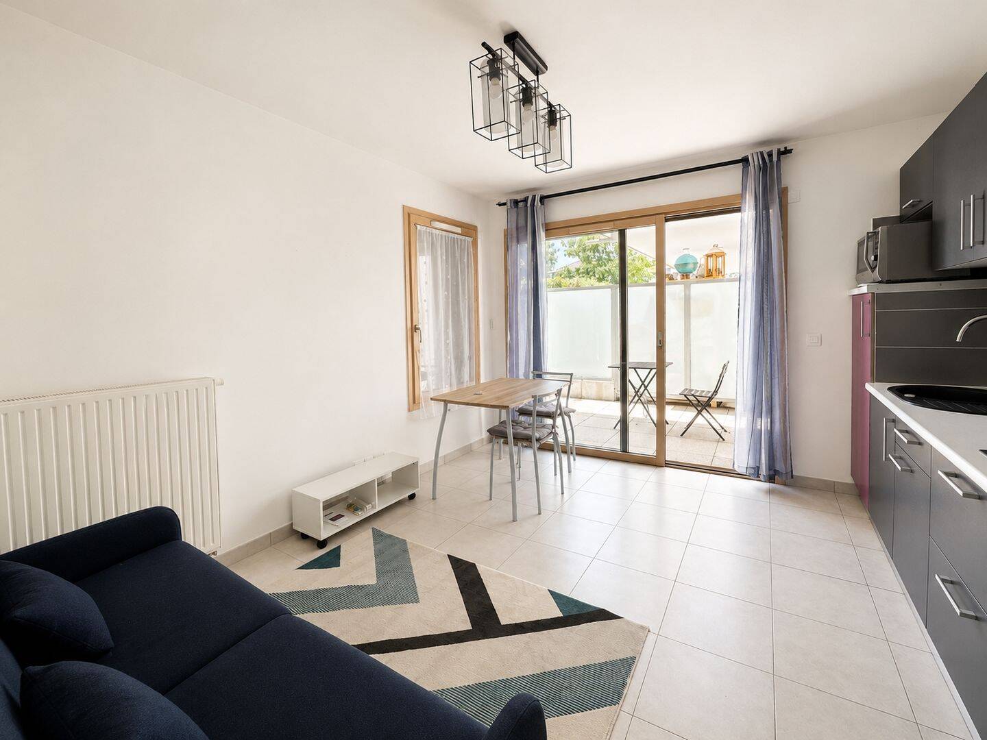 Appartement 1 pièce 24 m² · à Évian-les-Bains · 24,3 m² · 900 €