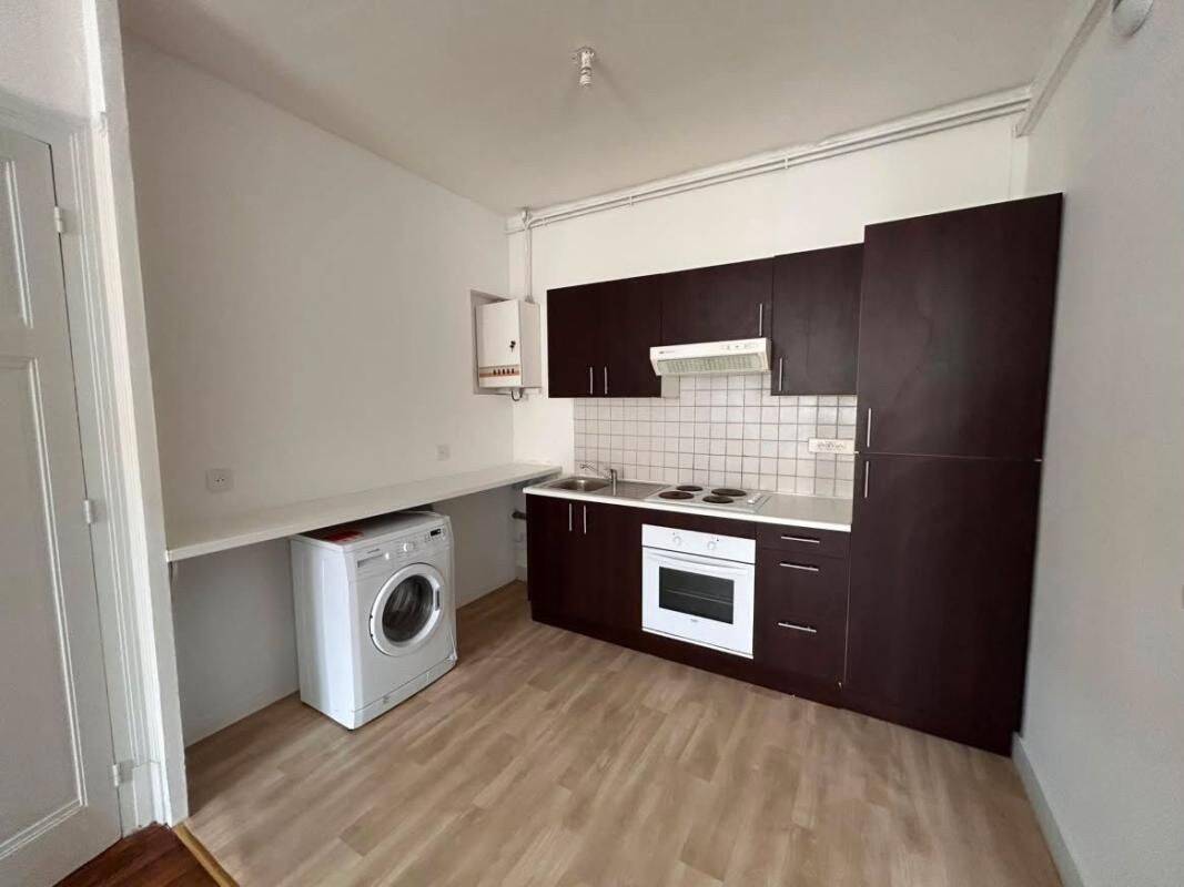 Appartement 2 pièces 42 m² · à Lyon 3ème Arrondissement · 41,8 m² · 772 €/mois