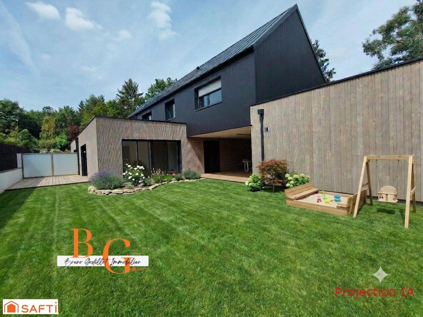 Maison 6 pièces 160 m² · à Saint-Étienne-du-Rouvray · 160 m² · 428 000 €