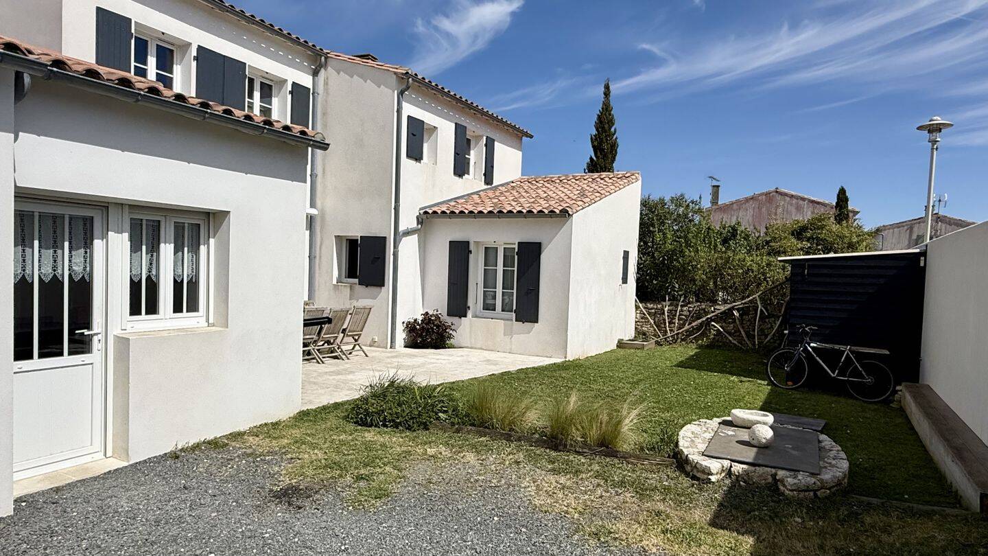 Maison 5 pièces 150 m² · à Loix · 150 m² · 898 700 €