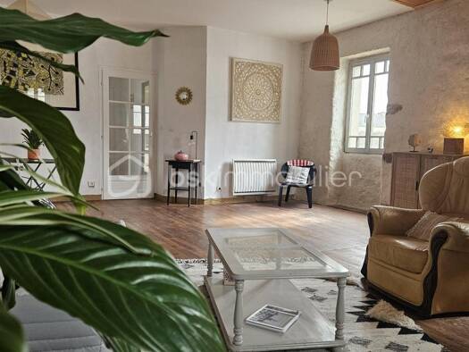 Maison à vendre 132 300 € 6 pièces 2 chambres 100 m² Commana 29450