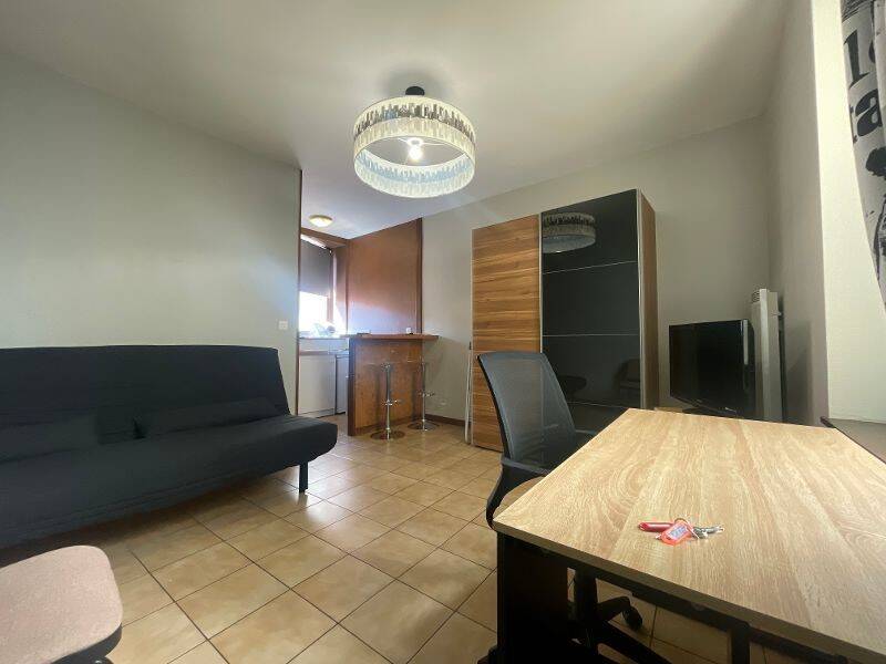 Appartement 1 pièce 23 m² · à Thionville · 22,6 m² · 595 €