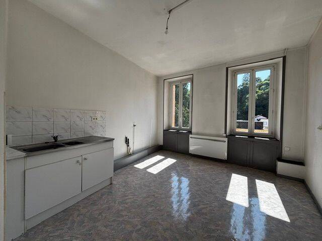 Appartement 3 pièces 59 m² · à Le Pont-de-Beauvoisin · 59 m² · 510 €/mois