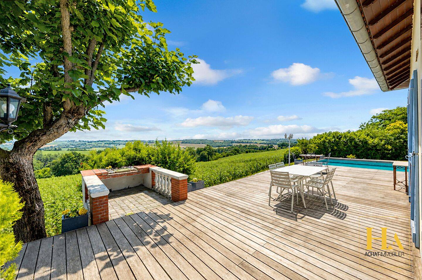 Maison 10 pièces 245 m² · à Drémil-Lafage · 245 m² · 860 000 €