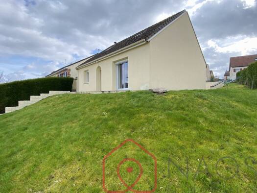 Maison à vendre 228 000 € 6 pièces 4 chambres 100 m² 618 m² de terrain Gare Nord et Ouest Charleville-Mézières 08000