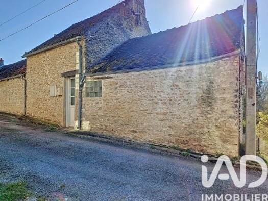 Duplex à vendre 120 000 € 4 pièces 3 chambres 64 m² Étage 1/1 Le Malesherbois 45330