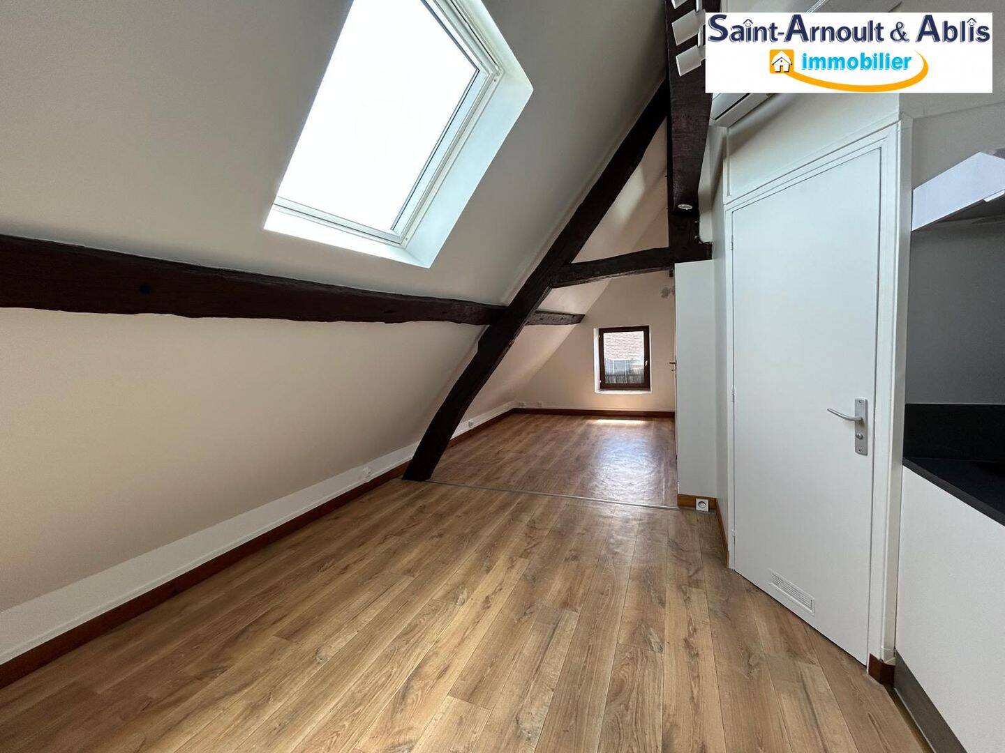 Appartement 2 pièces 24 m² · à Saint-Arnoult-en-Yvelines · 23,8 m² · 590 €