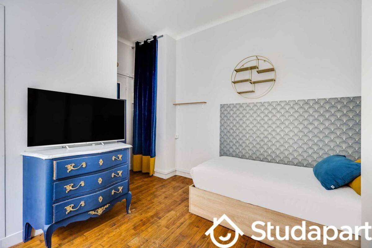 Appartement 1 pièce 15 m² · à Paris 16ème Arrondissement · 15 m² · 1 700 €/mois