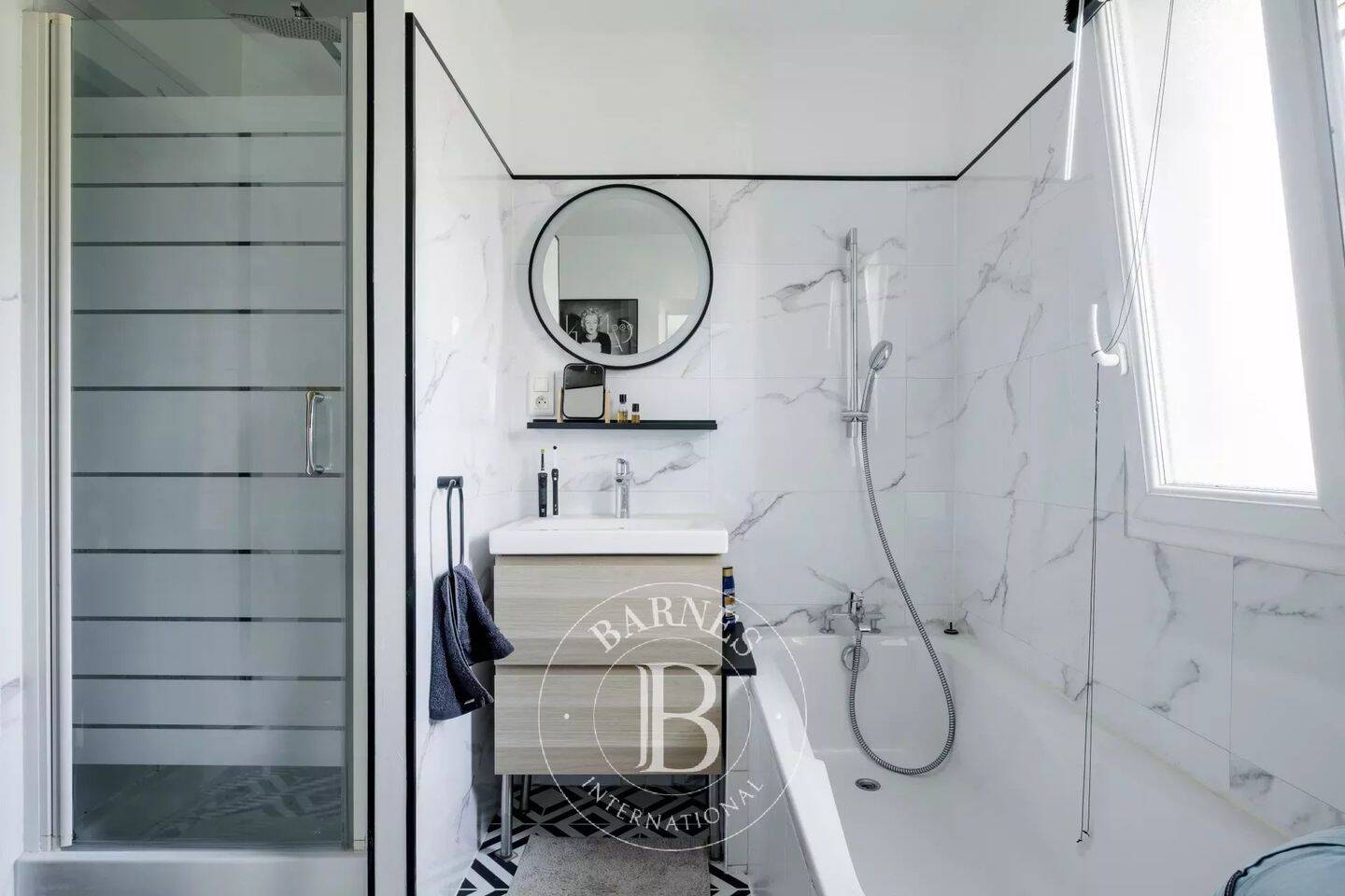 Caudéran Centre - Maison meublée de 107 m² - Jardin - Piscine - — 8