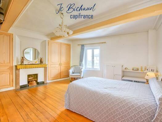 Maison de ville à vendre 259 000 € 6 pièces 4 chambres 180 m² Centre Ville Grigny 69520