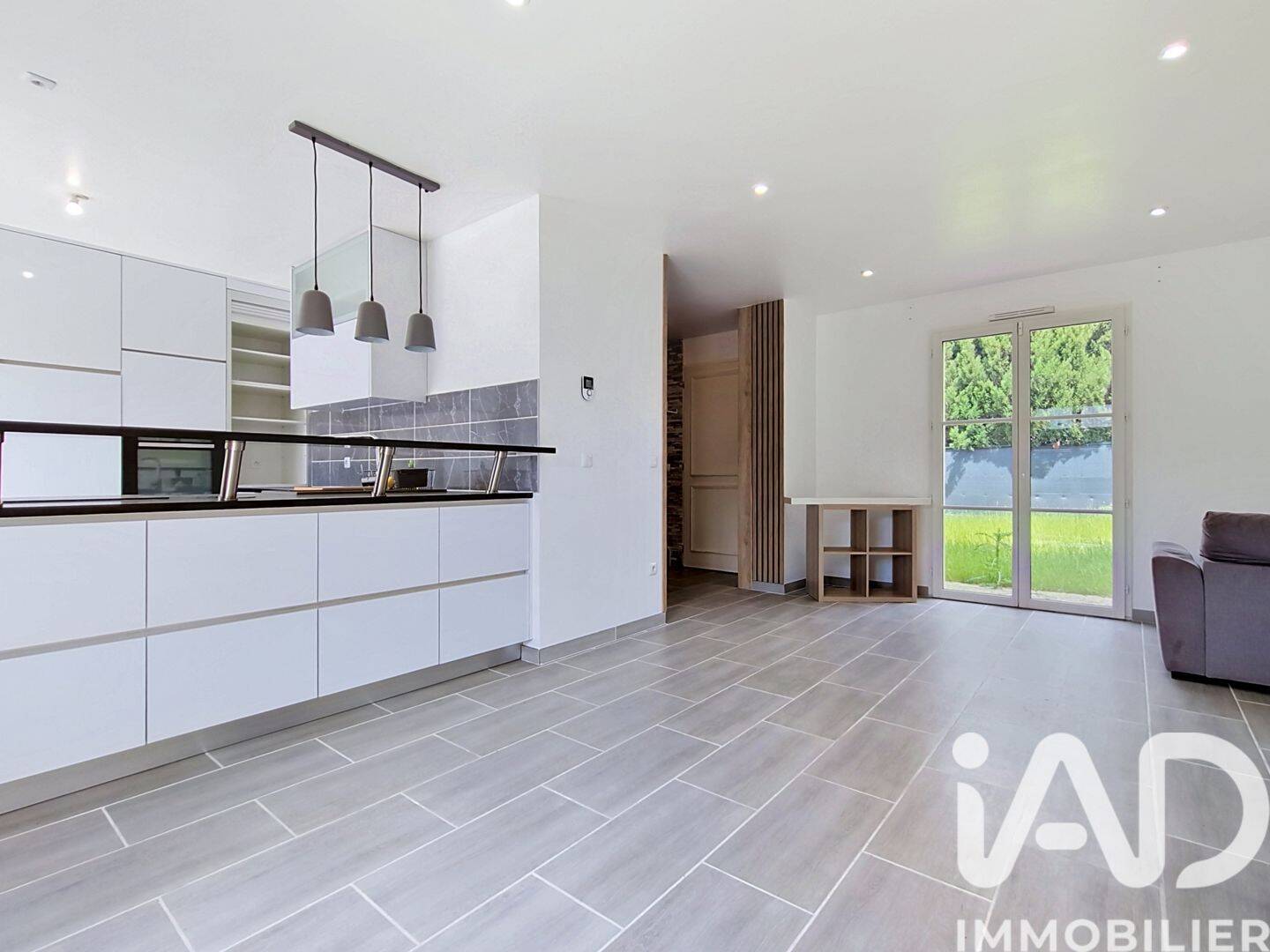 Maison 6 pièces 126 m² · à Épiais-lès-Louvres · 126 m² · 375 000 €